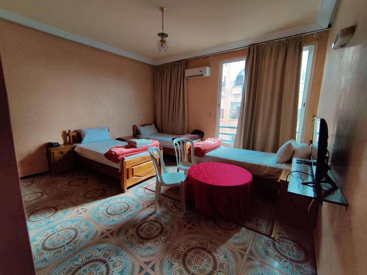 Hotel Cafe Restaurant Assaka 티즈니트 외부 사진